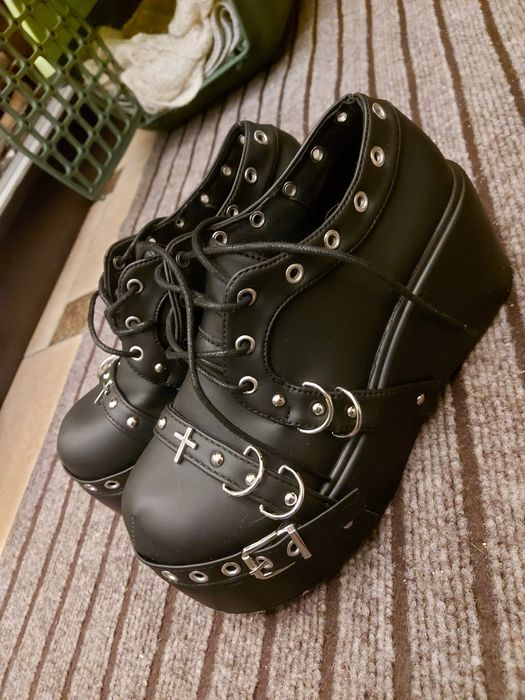 Готичні боти на платформі