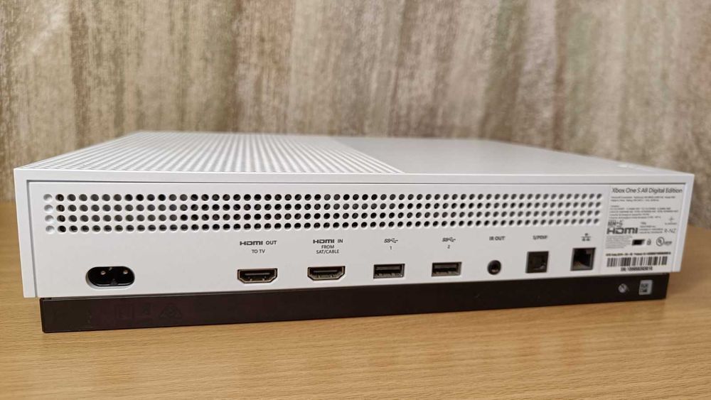 Xbox One S All-Digital Edition 1 ТБ HDD