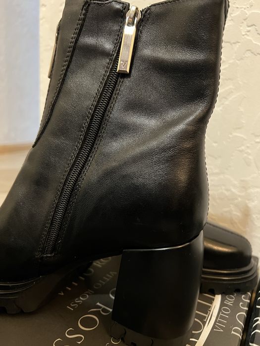 НОВЫЕ ботинки Vitto Rossi размер 40