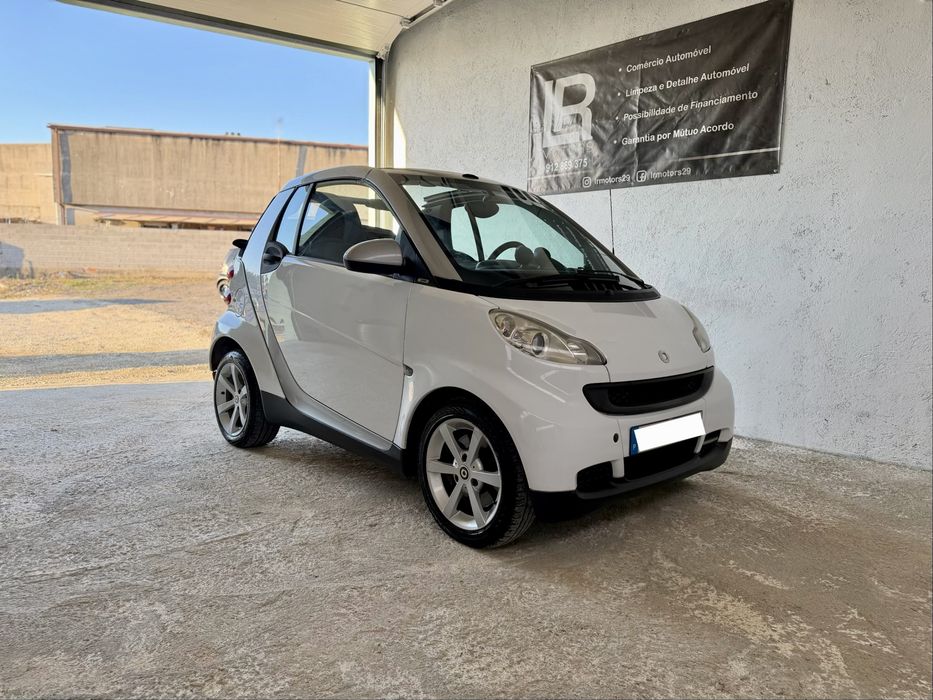 Smart Fortwo Cabrio 0.8 CDI Pulse - Desde 140€ Mês
