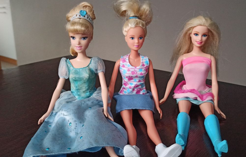 Lalki barbie zestaw.