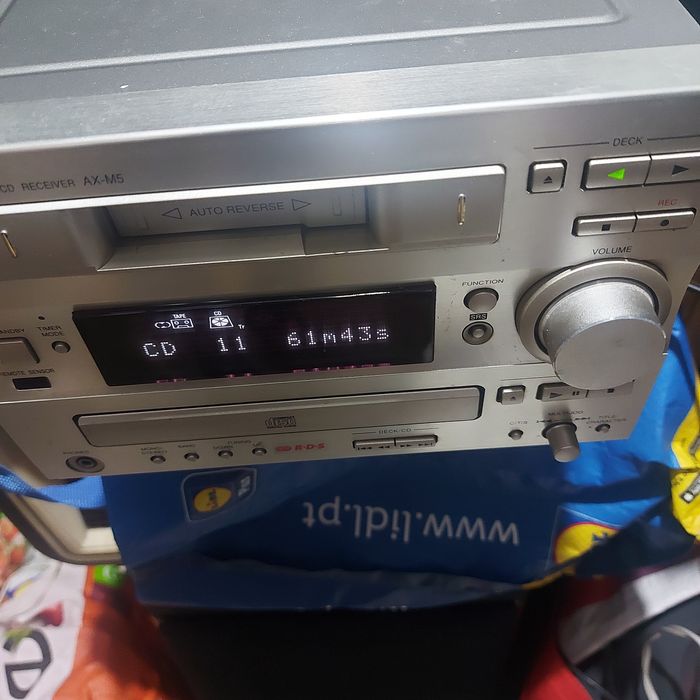 Itachi receiver  vintage