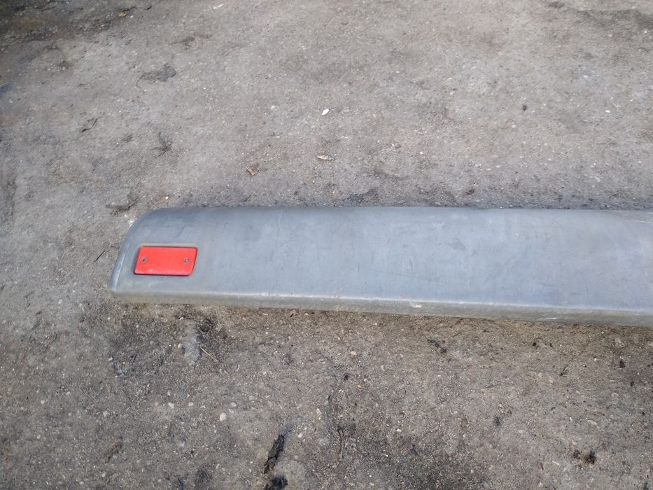 Zderzak tył narożniki Mercedes sprinter 00-06r komplet