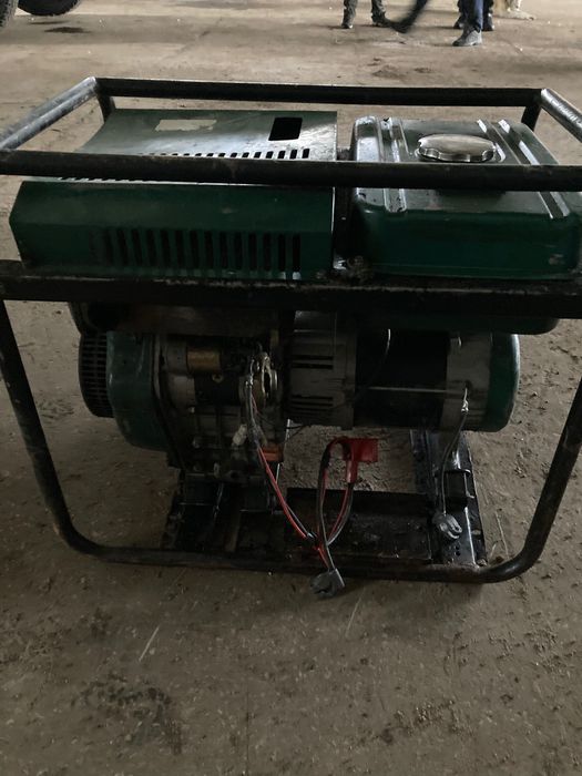 Продам дизельний генератор