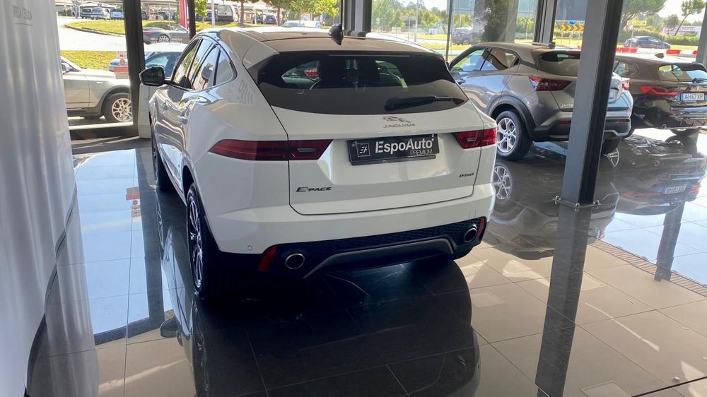 Jaguar E-Pace 2.0 i4D R-Dynamic S528028420382412801