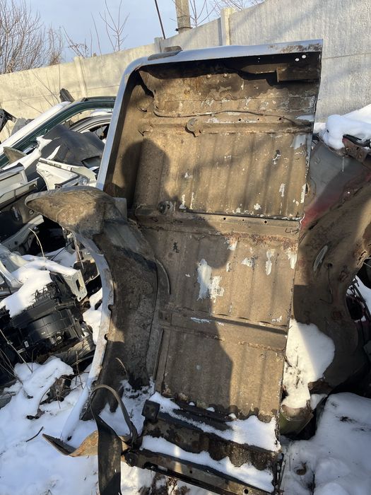 Заднее левое крыло задний кузов бочина Mitsubishi L200 98-06г