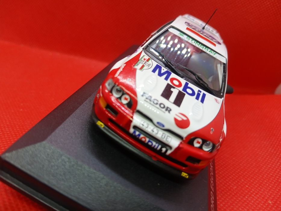 Miniatura 1/43 Ford Escort Cosworth Jose Miguel Rally  de Portugal  1994