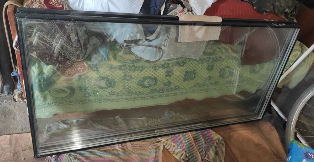 Склопакети на металопластикові вікна,3 скла, розмір 131,5х62,5см, вікн