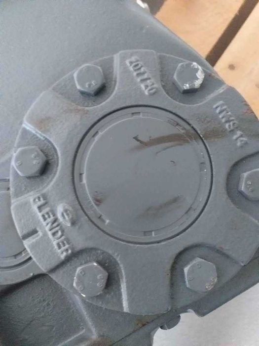 FLENDER NWS 207718/00 HF 921076