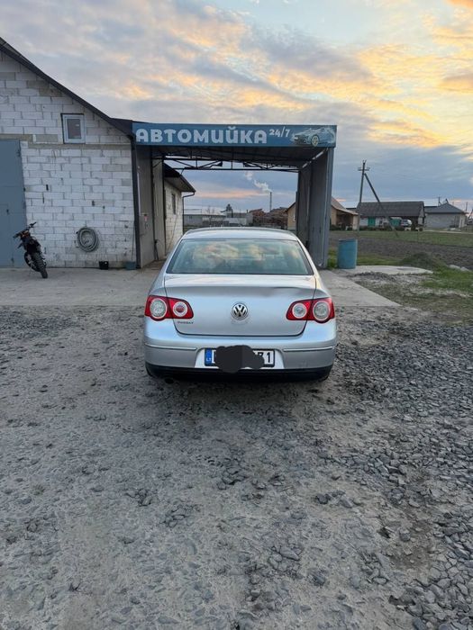 Продам пасат б 6 1.6 fsi
