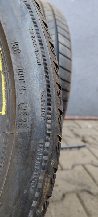215/45/17  Bridgestone demo