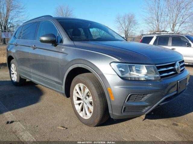 VOLKSWAGEN Tiguan SE, 2018