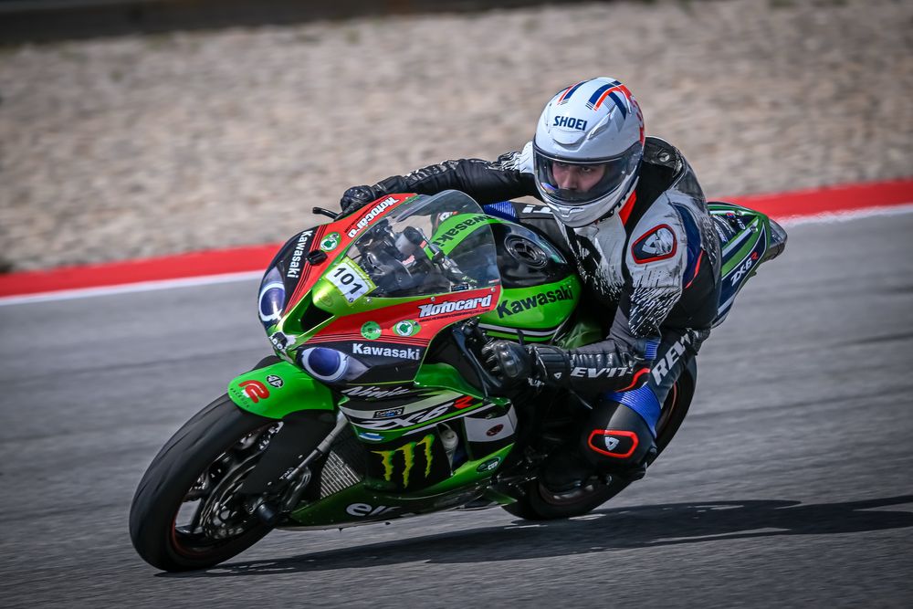 Kawasaki Ninja ZX06r *Pista*