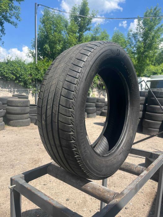 Пара шин Bridgstone 185/60 R15 6мм