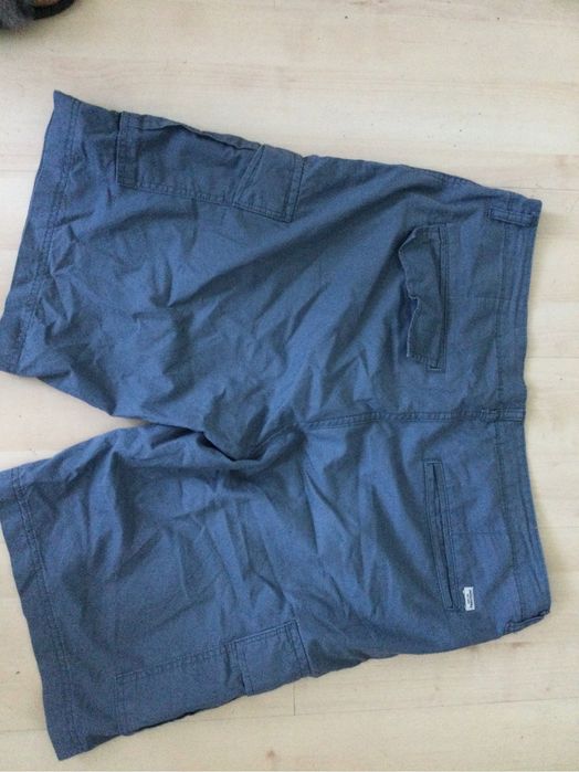 Krotkie spodenki Jack & Jones roz XL