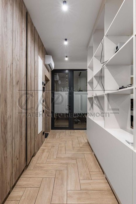 Продажа коммерческого помещения 57 м² на ул. Лысенко 3, центр Киева