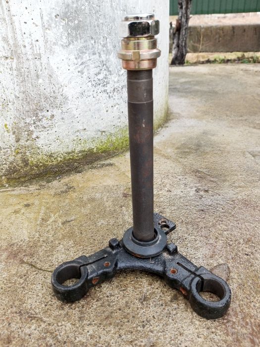 Продам траверсу альфа