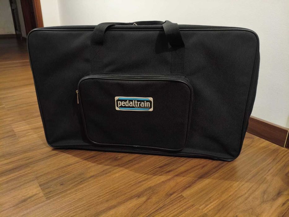 Pedalboard Pedaltrain PT2 com mala softbag original