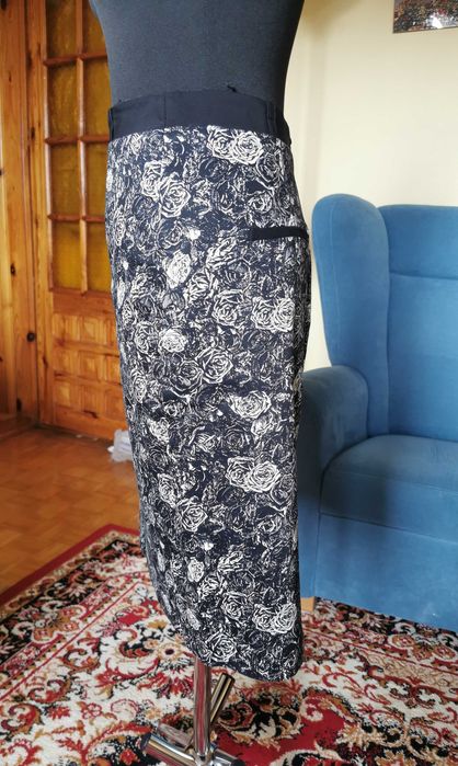 Spódnica bawełniana w róże (44)
