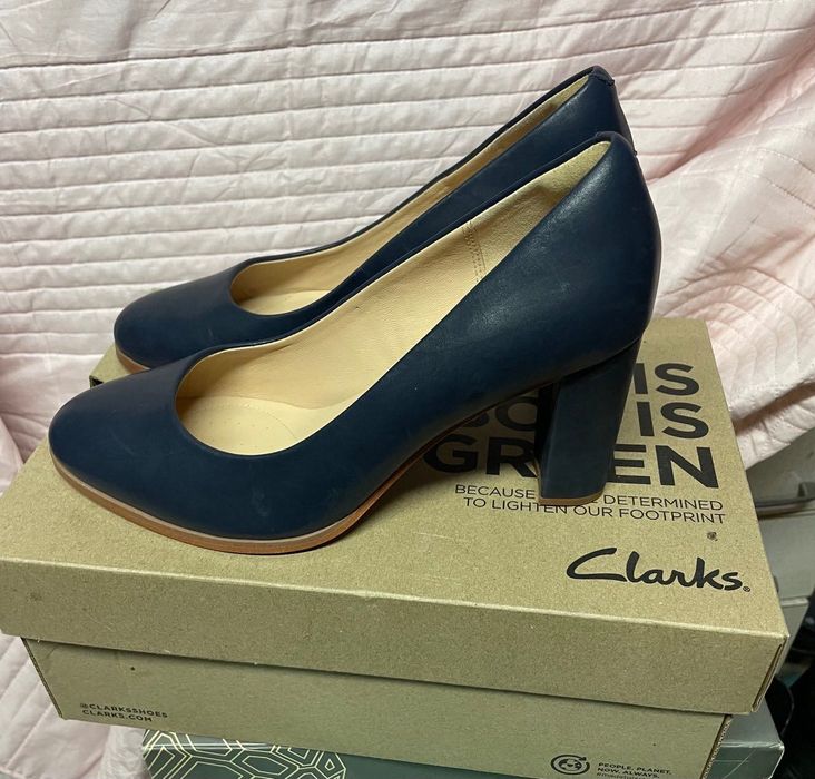 Туфлі Clarks нові