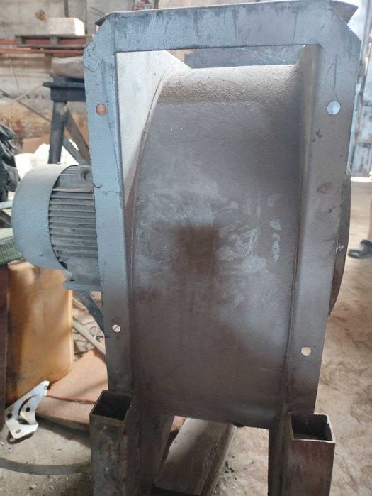 Вентилятор радіальний ВР-4,0М, 4 кВт, 6080 м³/год, б/в