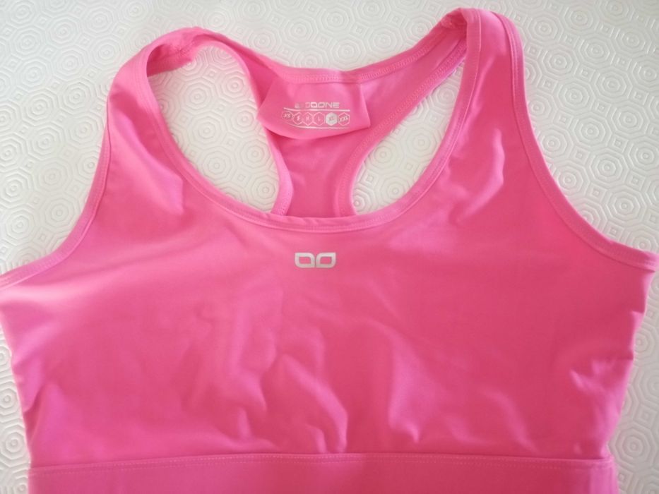 Camisetas desporto, tops, 2 un, por 5€