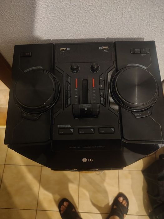 Продам  колонку X boom LG