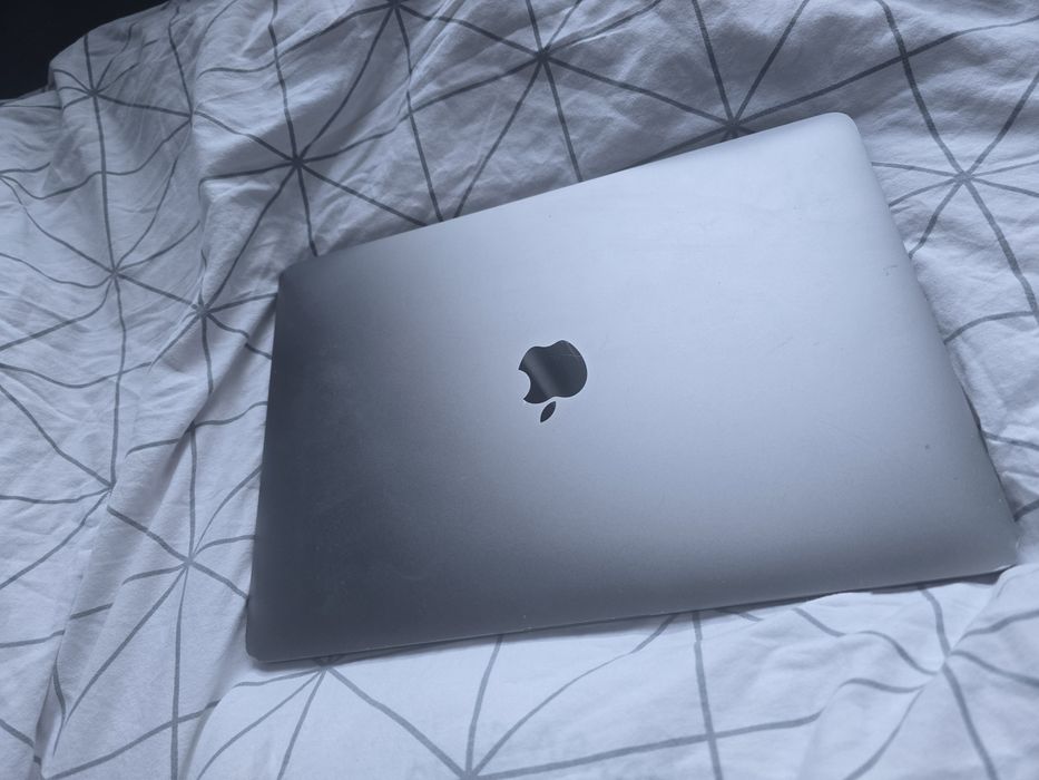 Macbook pro 2020 8gb