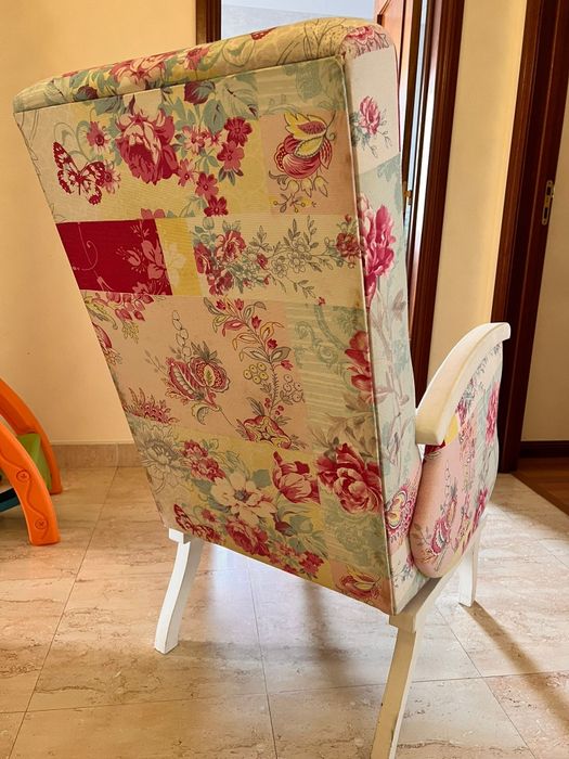 Cadeirão antigo renovado