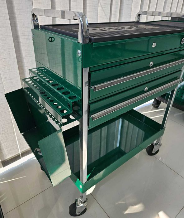 Carrinho de ferramentas 38" SATA