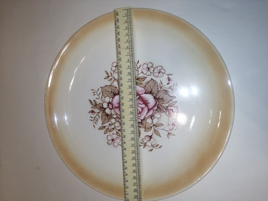 Блюдо красивое, большое 2-х расцветок. Будянский ФЗ