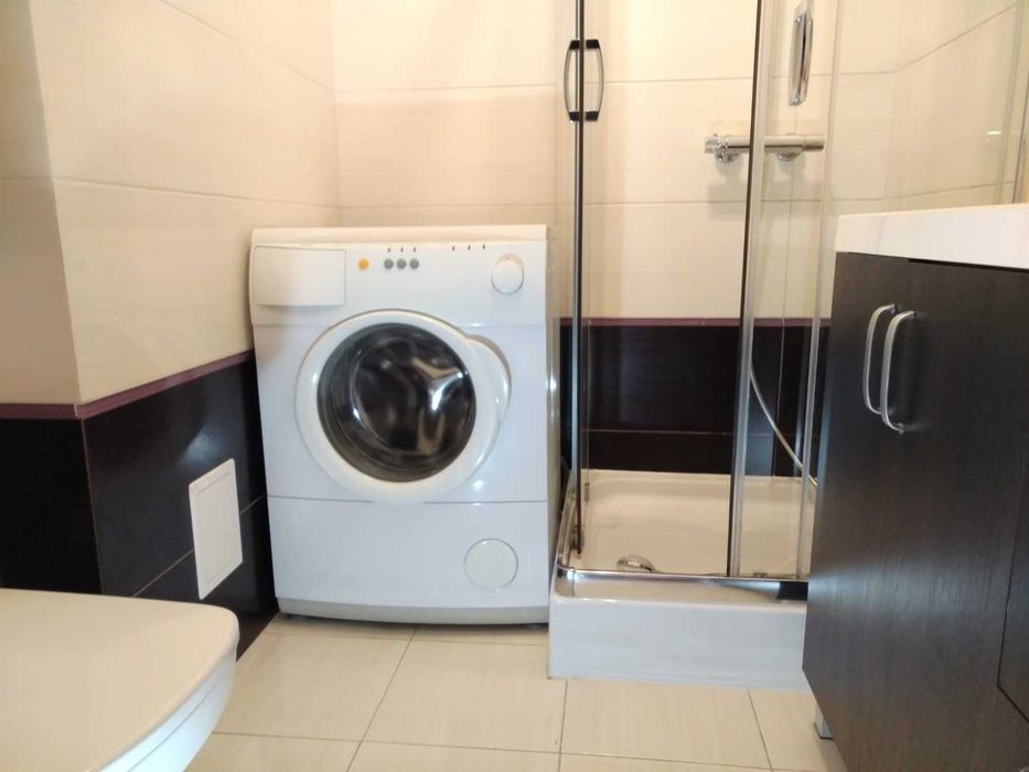 Pokój w 4 pokojowym mieszkaniu na Langego 6/Umowa do 31.12.2025/719