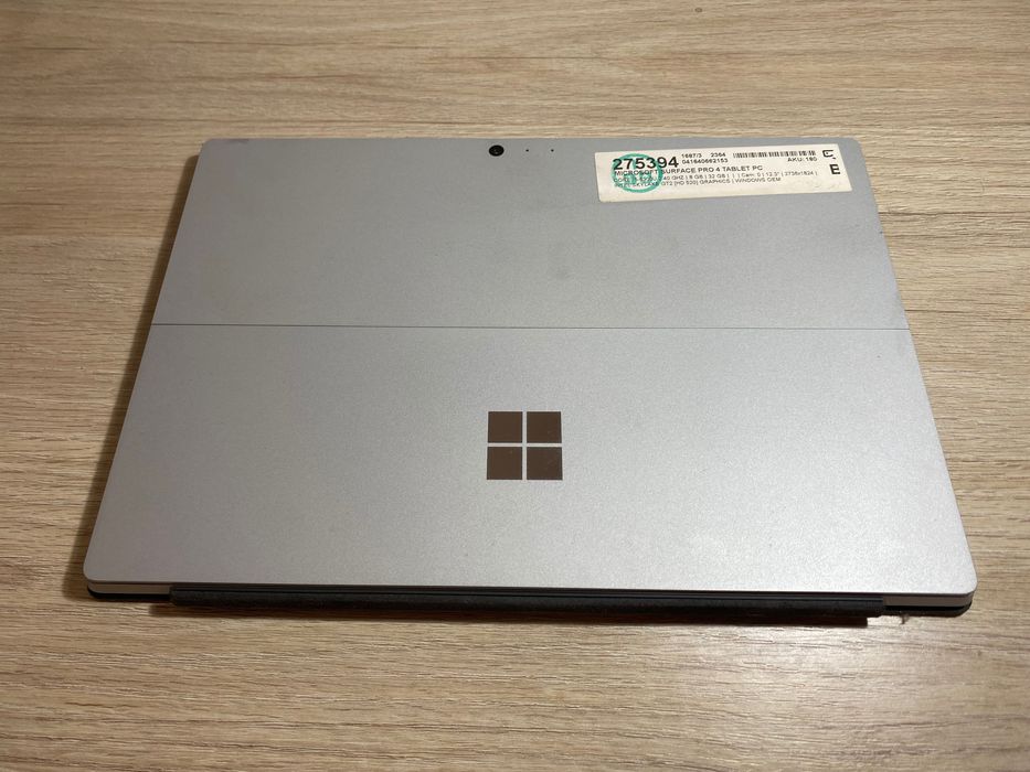 Microsoft Surface Pro 4 (Tablet/PC)