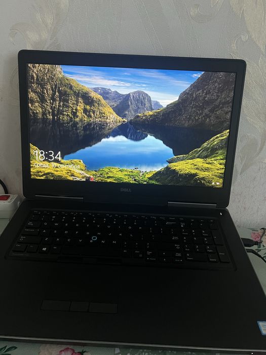 Продам ноутбук Dell Precision 7720
