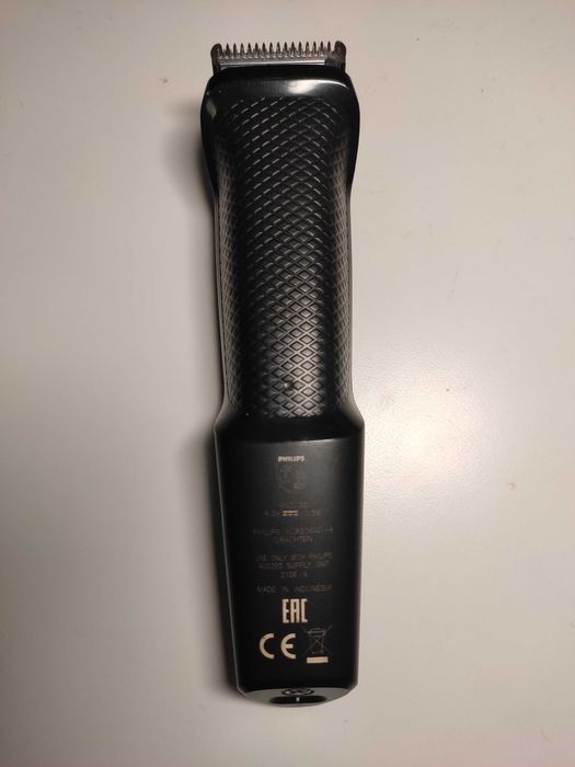 Philips Aparador Multigroom Multifunções MG 3730