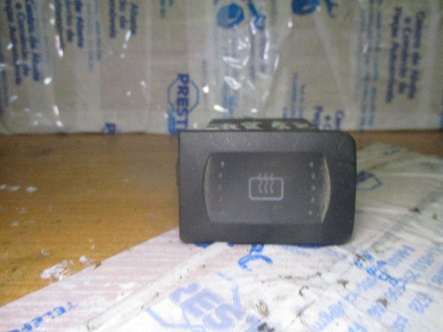Botão / interruptor desembaciador vidro trás VOLKSWAGEN Bora (1J2)