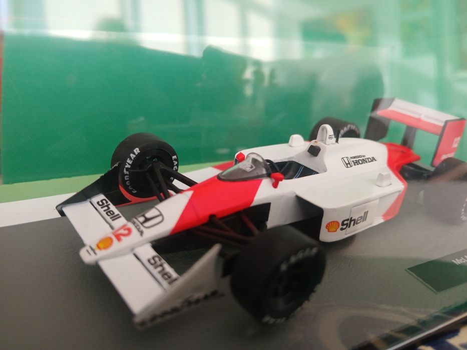 Miniaturas  1/43 F1 Ayrton Senna, impecaveis