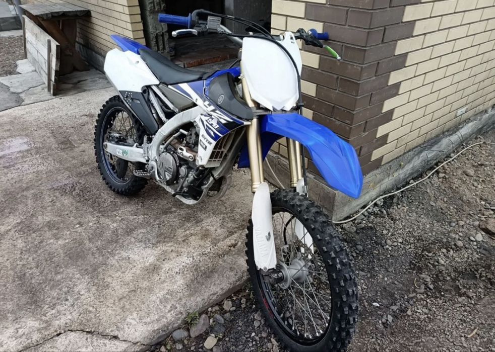 Yamaha yz450f мотоцикл