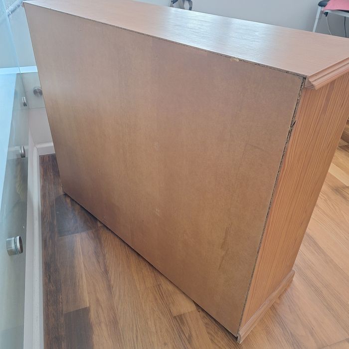 Cómoda criança  com pinturas a mão reversivel