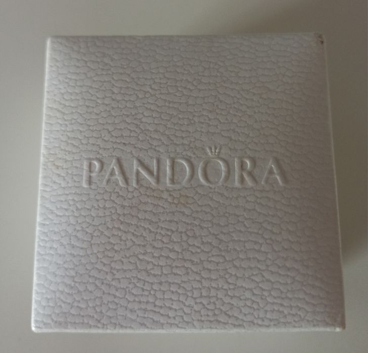 Caixa Pandora para brincos
