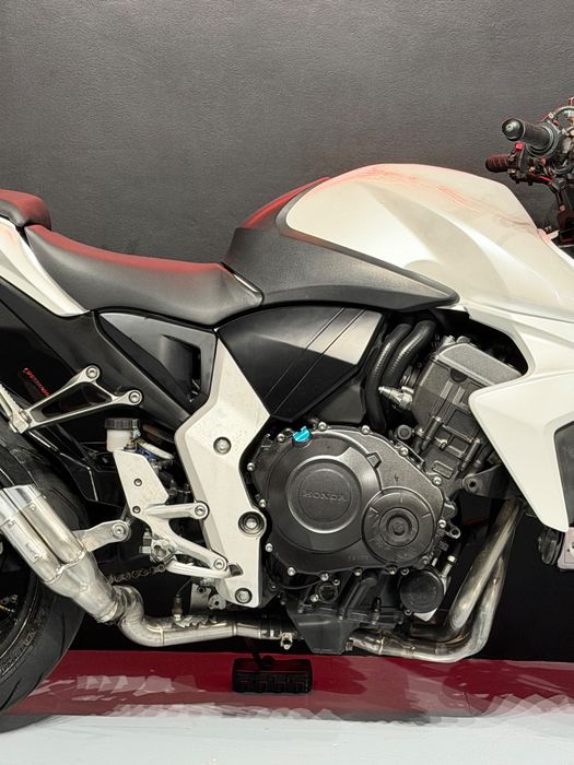 Honda CB1000R Branca 2008