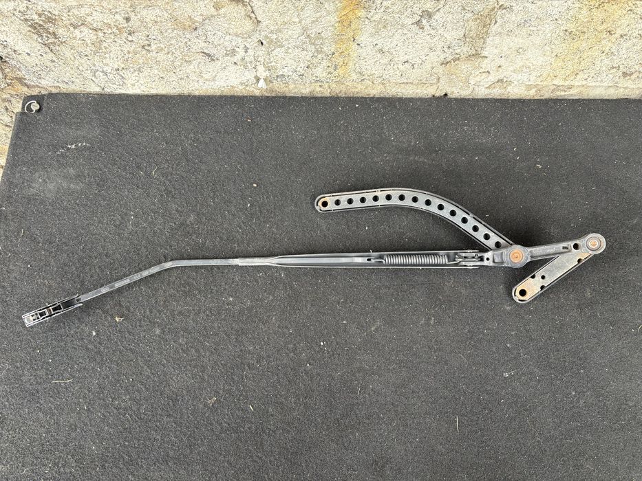 Правий повідок склоочисника Scenic 2 Сценік 2