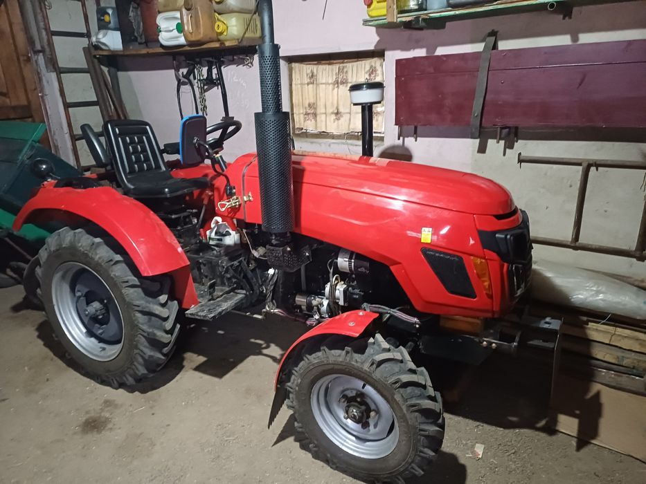 Трактор сінтай т240