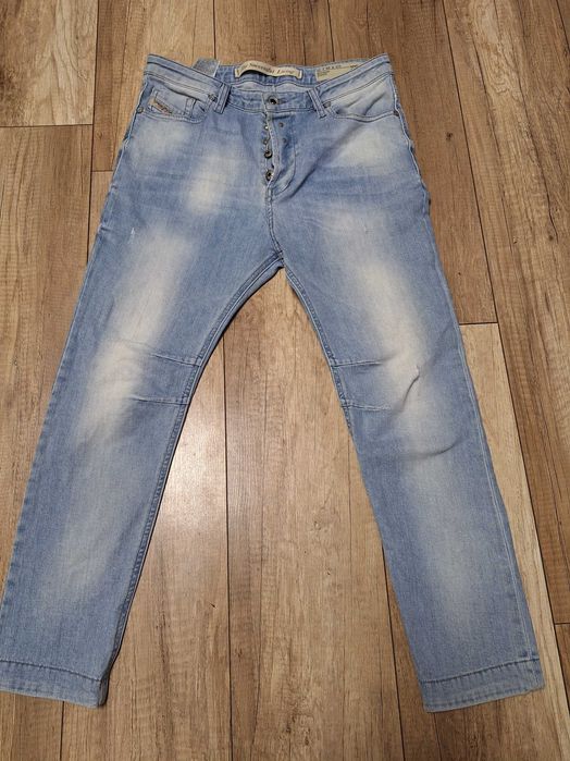 Джинси бойфренди Diesel belther wash 0839g, розмір 28/32