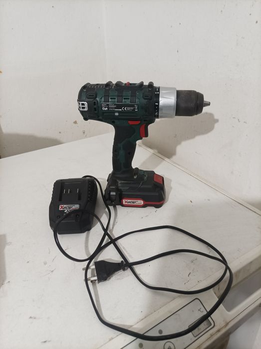 Акумуляторний шуруповерт parkside