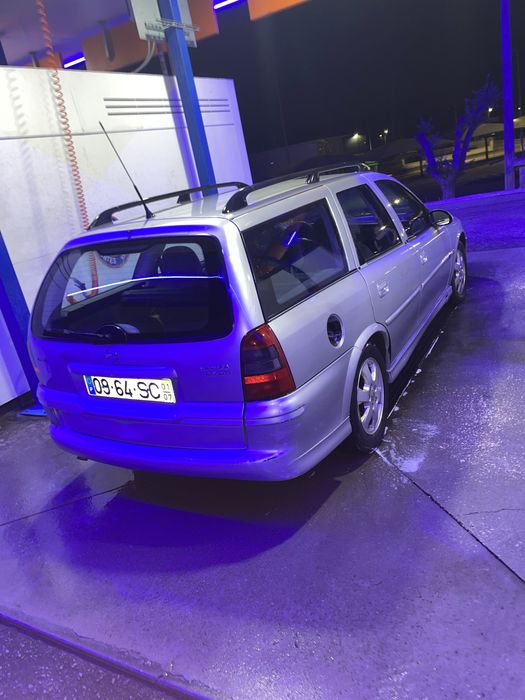 Opel vetra caravan 2.0 dti