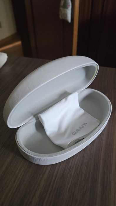 Caixa óculos Gant