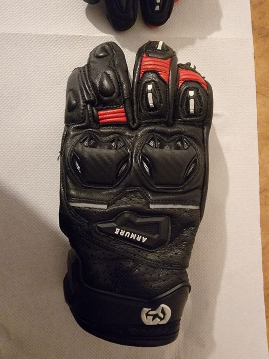 Vendo luvas de pele armure tam XS