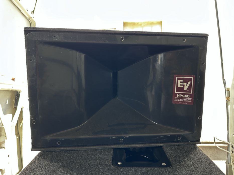 Corneta Electro Voice HP 940 com motor RCF N850 2”