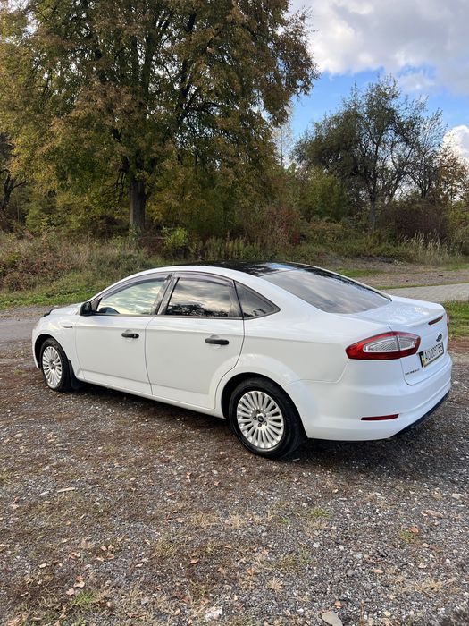 Ford Mondeo 2011рік